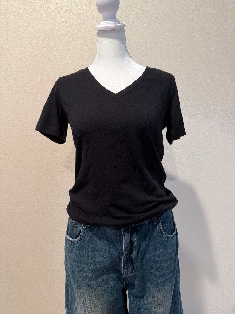 Uniqlo Black V-Neck Cotton T-Shirt